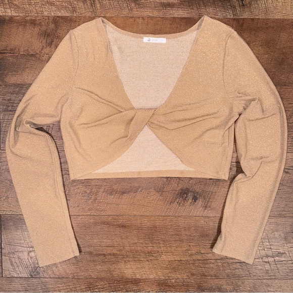 Cupshe Shimmer Lollipop Twist Glittery Gold Crop Top - Picture 13 of 16
